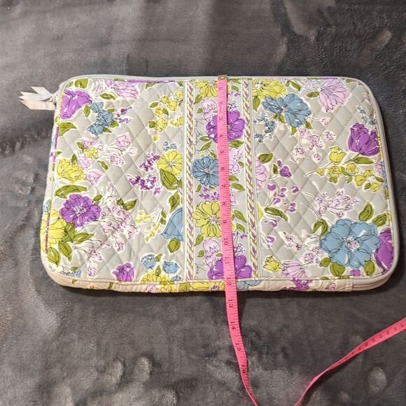 NWOT Vera Bradley Watercolor Laptop Cover - Picture 3 of 8
